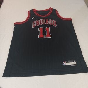 Chicago Bulls  Basketball Jersey - Black and Red Size Xl Youth